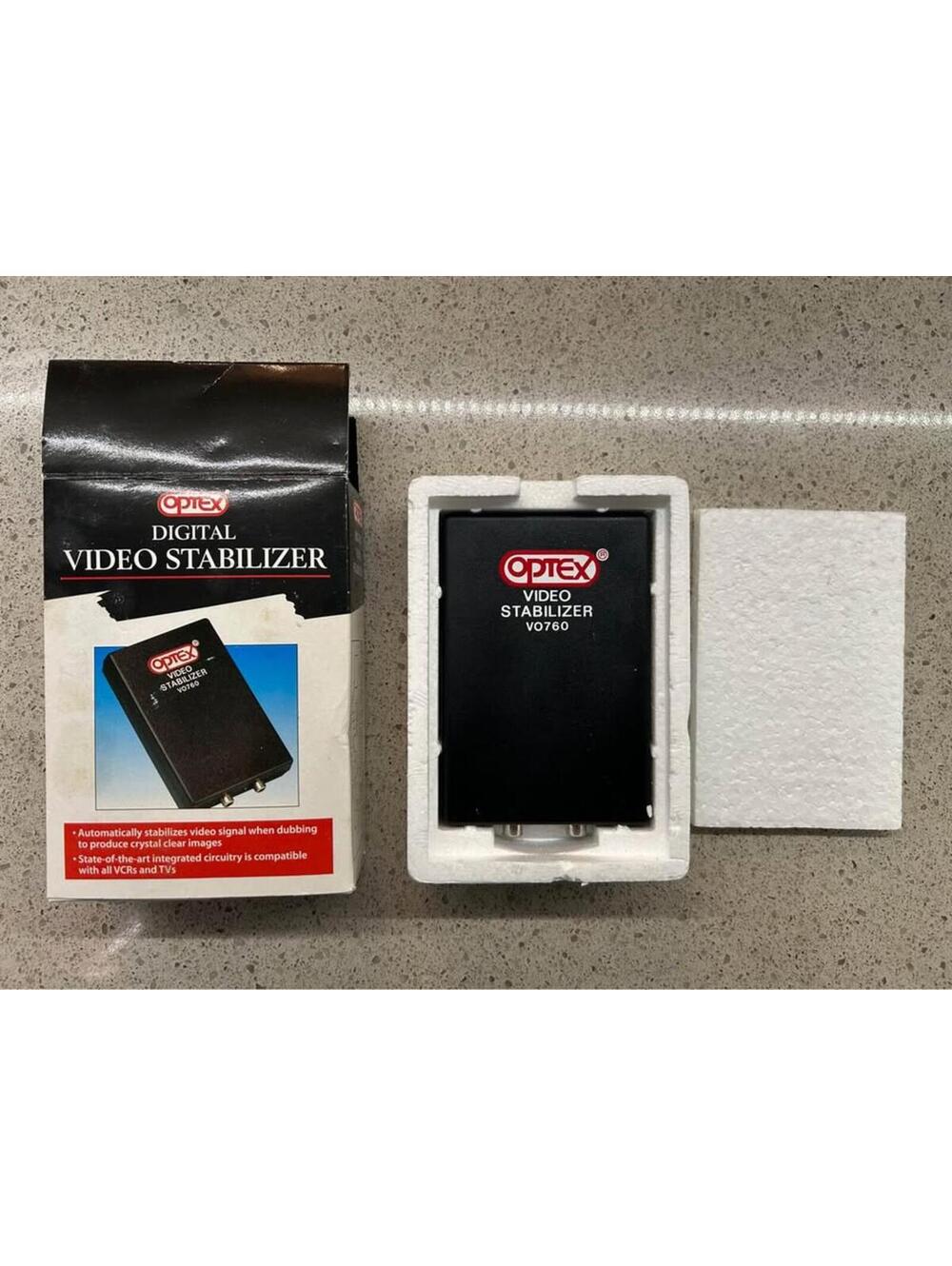 Optex Digital Video Stabilizer for VCR to VCR Connections